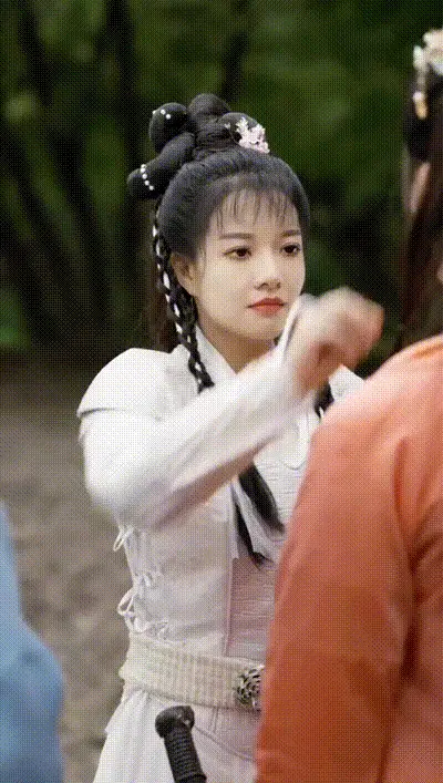 倚天屠龙记之紫衫龙王Part005 动图预览