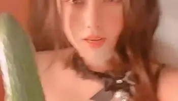 极度淫骚美女小姐姐！掰开骚穴自慰