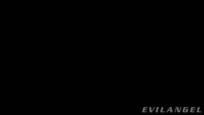 肛门内裤HOES 汇编 - 辣妹屁股在撕裂的紧身裤中性交 - Abella Danger、Kira Noir、MOR-kira-noir 动图预览