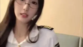 【极品女神】绝色校花粉嫩诱人，完美身材尽情挑逗让人受不了