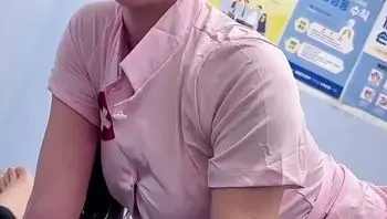 我怀疑你是来骗炮的，你说你早泄怎么我帮你治疗了半小时，你都没有射！