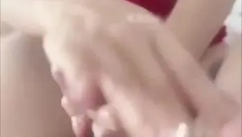 约炮身材非常哇塞的空乘小姐姐！极品长腿细腰巨乳空姐，被大哥约到酒店后彻底放飞，制服黑丝开档，操到高潮