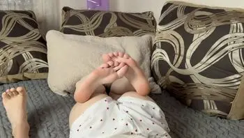 我的继妹要和她的男朋友约会，但她决定先在我身上练习 - miulio-miulio