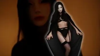 现实生活中的亚洲魅魔享受她的新猎物-sad miss