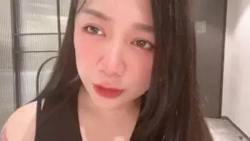 swag daisybaby台灣咖啡店真實搭訕女店員超主動！帶回房間幹好爽！-daisybabytw