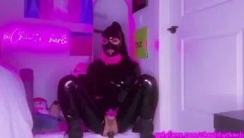 淫荡Rubberdoll-chastity charli
