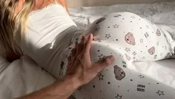 [视角]Bubble Butt Step Sister 有一个漂亮的胖猫嘴唇，可以完美地抓住我的粗鸡巴 4K-amateurpurr