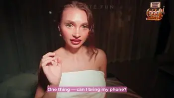 Fucked By Masseur While On The Phone With Husband-lily cute